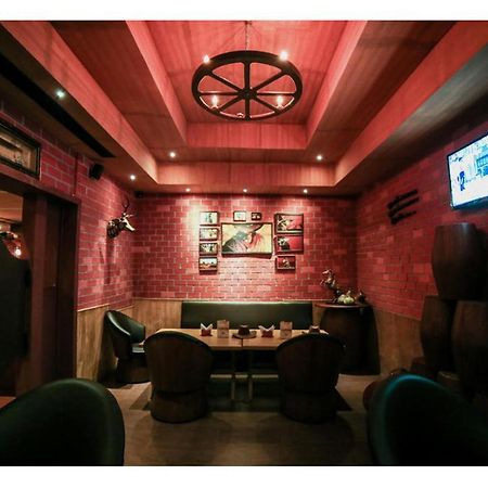 Poppys Hotel Madurai Exterior photo