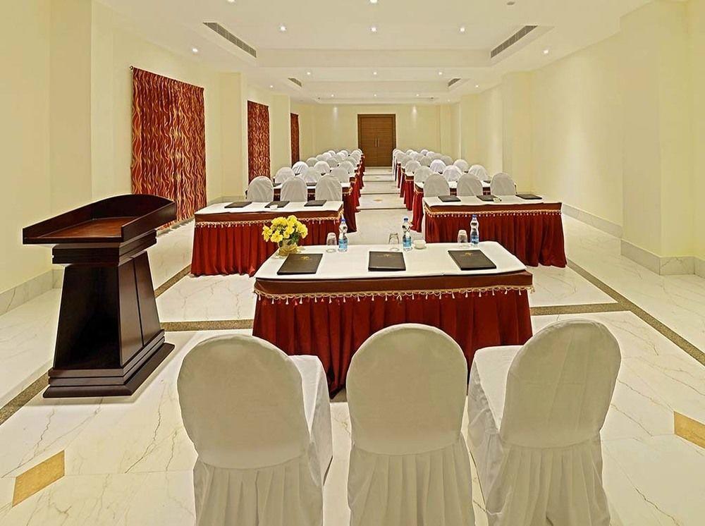 Poppys Hotel Madurai Exterior photo