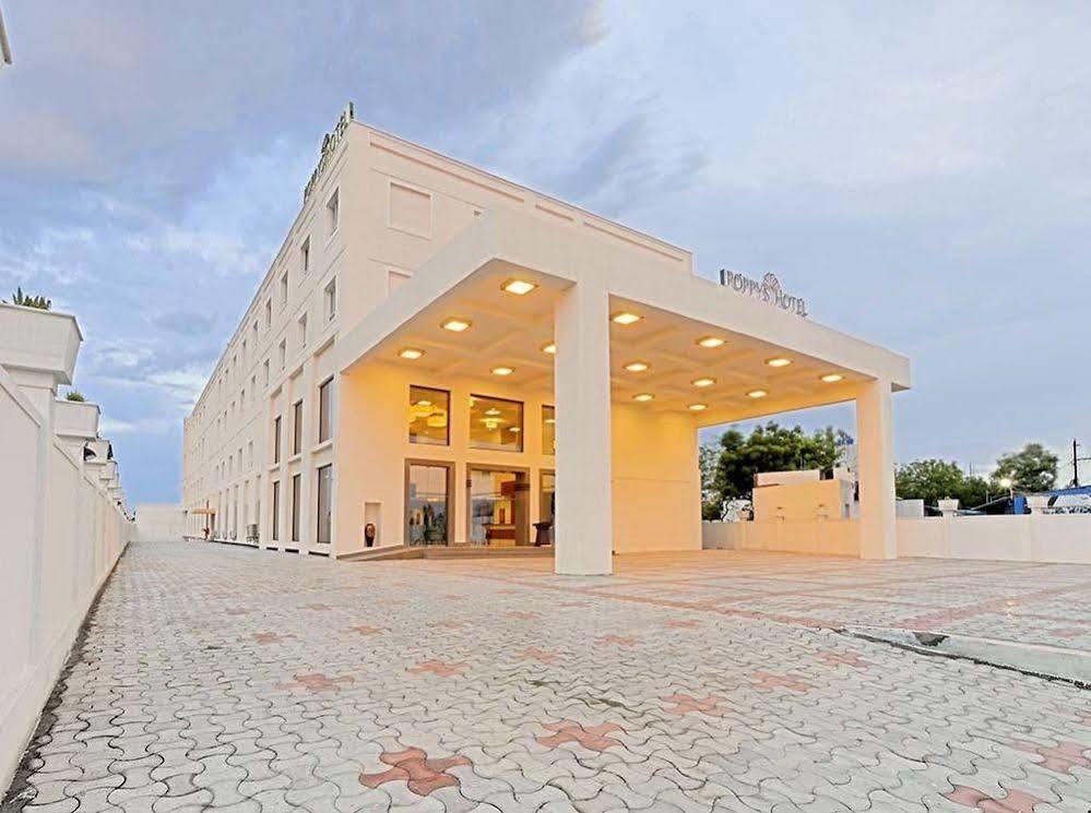 Poppys Hotel Madurai Exterior photo