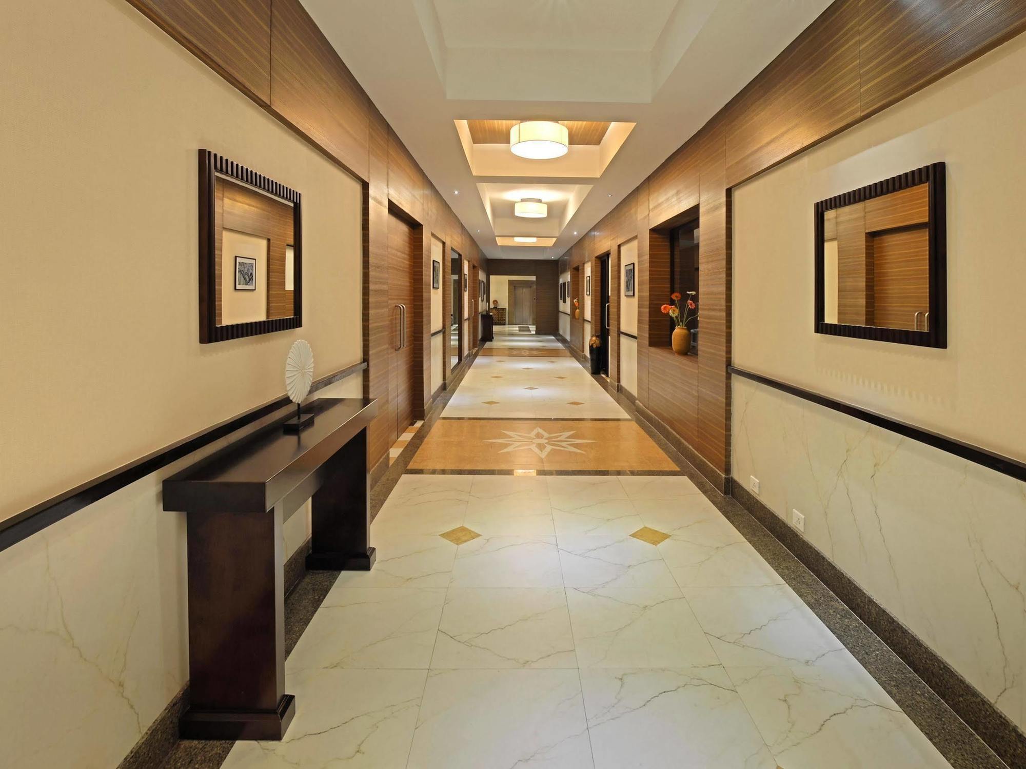 Poppys Hotel Madurai Exterior photo