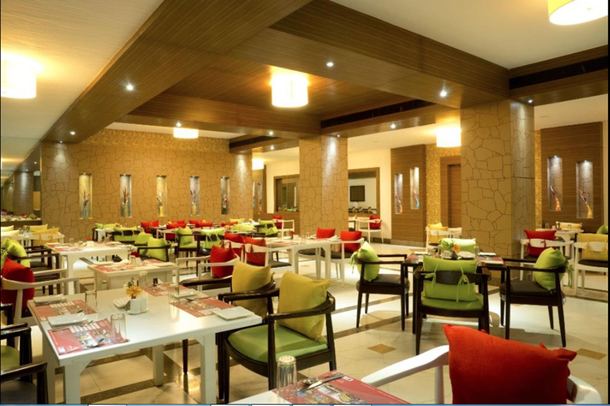 Poppys Hotel Madurai Exterior photo